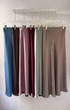 Load image into Gallery viewer, Suzy Satin Skirt