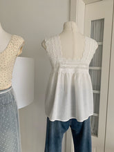 Load image into Gallery viewer, Andrea Lace Top