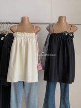 Load image into Gallery viewer, Bettina Top