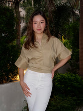 Load image into Gallery viewer, Essie