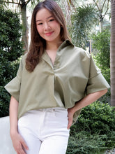 Load image into Gallery viewer, Essie