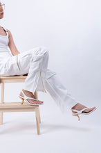 Load image into Gallery viewer, The Zip in White