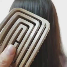 Load and play video in Gallery viewer, Yao Moving Mini Hair Brush (for short length hair)
