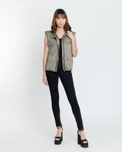 Load image into Gallery viewer, Avril cargo vest