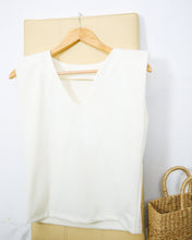 Load image into Gallery viewer, Jarvis V neck top
