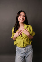 Load image into Gallery viewer, Essie