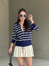 Load image into Gallery viewer, Jerome sweater
