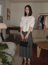Load image into Gallery viewer, Maika lace top
