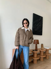 Load image into Gallery viewer, Ivan jacket
