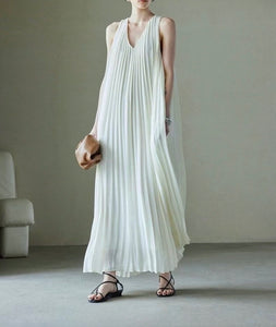 Kitty pleated maxi dress