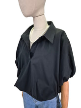 Load image into Gallery viewer, Fuji collared top
