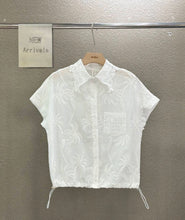Load image into Gallery viewer, Jane eyelet top
