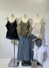 Load image into Gallery viewer, Neil lace top
