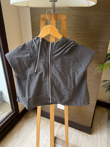 Beryl hooded cargo vest