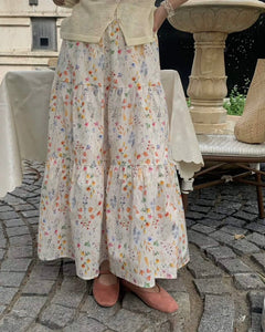 Erin floral skirt