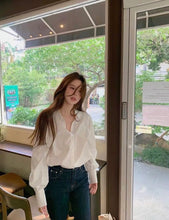 Load image into Gallery viewer, Louise top
