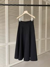 Load image into Gallery viewer, Tammy skirt

