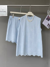 Load image into Gallery viewer, Austin eyelet set
