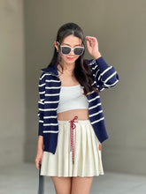 Load image into Gallery viewer, Jerome sweater
