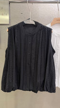 Load image into Gallery viewer, Cara eyelet top
