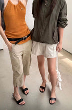 Load image into Gallery viewer, Emily cargo capri pants
