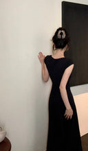 Load image into Gallery viewer, Jade dress
