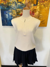 Load image into Gallery viewer, Aissa Top with zipper
