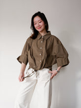 Load image into Gallery viewer, Dina button down top
