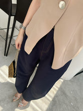 Load image into Gallery viewer, Scott top
