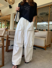 Load image into Gallery viewer, Blake cargo pants
