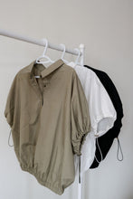 Load image into Gallery viewer, Fuji collared top

