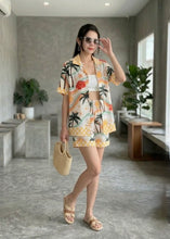 Load image into Gallery viewer, Daphne printed sets
