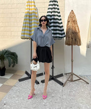 Load image into Gallery viewer, Susan collared top
