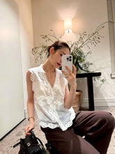 Load image into Gallery viewer, Chrissy top
