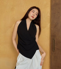 Load image into Gallery viewer, Elaine overlap top
