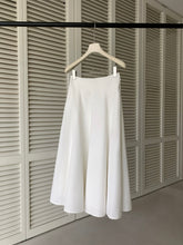 Load image into Gallery viewer, Tammy skirt
