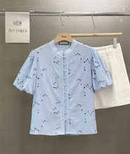 Load image into Gallery viewer, Peony eyelet top

