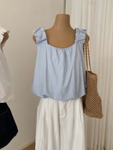 Load image into Gallery viewer, Camila top
