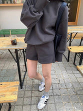 Load image into Gallery viewer, Noreen Set
