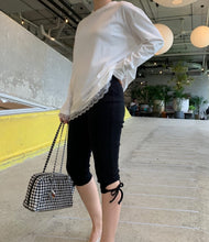 Load image into Gallery viewer, Bella Tie Capri Pants
