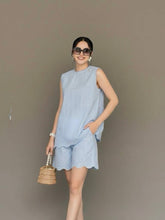 Load image into Gallery viewer, Austin eyelet set
