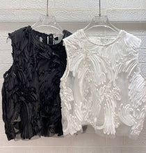 Load image into Gallery viewer, Justine lace top
