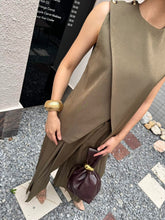 Load image into Gallery viewer, Verniece Set
