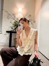 Load image into Gallery viewer, Chrissy top
