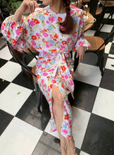 Load image into Gallery viewer, Charlotte floral set
