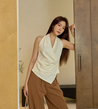 Load image into Gallery viewer, Elaine overlap top
