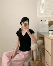 Load image into Gallery viewer, Martha cotton top
