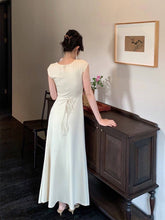 Load image into Gallery viewer, Jade dress
