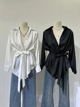 Load image into Gallery viewer, Jenny collared top
