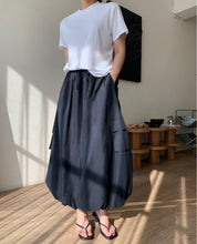 Load image into Gallery viewer, Sammie bubble skirt
